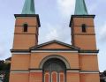 Hauptfassade von St. Laurentius.