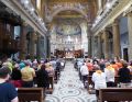 FR: Blick zum Altar